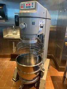 Globe SP62P 60 Quart Planetary 2 Speed Commercial Mixer $14,552 new