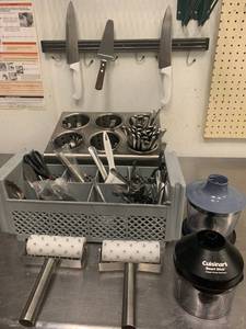 Silverware, Knives, Magnetic Rack, Cuisinart Attachment