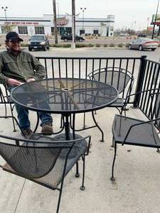 Metal Table & 4 Chairs