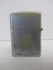 lot 104 image: Vintage 1950s ZIPPO Lighter