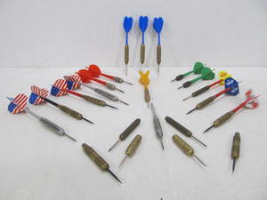 lot 274 image: Lot of Heavy Metal Tip Darts
