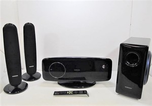 lot 226 image: Samsung Surround Sound Stereo System wSpeakers & Remote