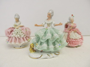 lot 9 image: 3 Porcelain Lace Figurines