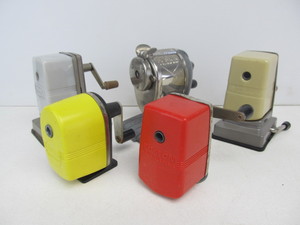 lot 14 image: Lot of 5 Vintage Pencil Sharpeners
