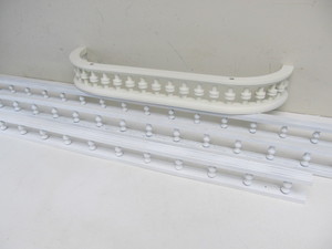 lot 16 image: Painted Wood Architectural Pieces