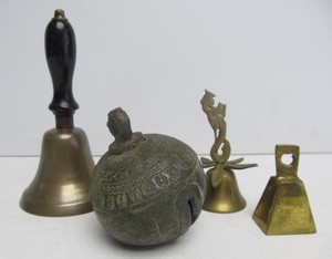 lot 21 image: Group of Vintage Brass Bells - Including Early Round Bell