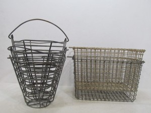 lot 64 image: 5 Vintage Metal Wire Baskets
