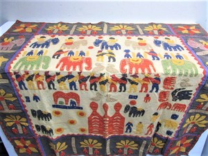lot 46 image: Old Vintage Hand Made Quilt or Coverlet 