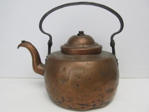lot 49 image: Antique Solid Copper Kettle