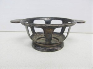 lot 137 image: Old Vintage Silver Plated NORTHERN PACIFIC Railway Condiment SaltSugar Bowl Holder