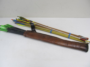 lot 81 image: Large Lot of Hunting & Archery Arrows with Vintage Leather Quiver 