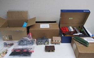 lot 90 image: Very Nice Collection of HO Trains Accessories Track etc