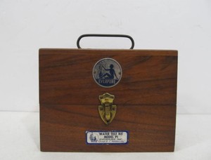 lot 126 image: Vintage EVERPURE Water Test Kit Model P1 wWooden Case