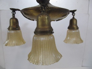 lot 277 image: Nice 1920s Brass Hanging Chandelier Light Fixture