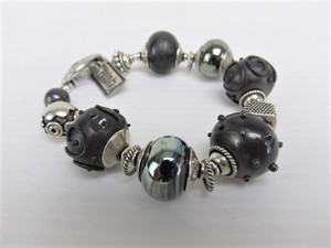 lot 257 image: Signed JBB Sterling Silver Art Glass Bracelet
