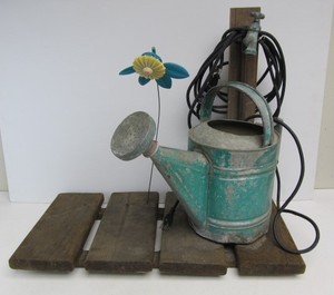 lot 35 image: Vintage Galvanized Watering Can Garden Fountain