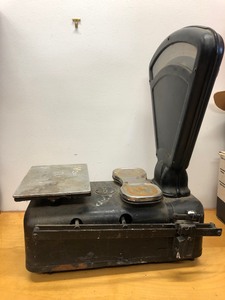 lot 302 image: Large Vintage Countertop Scale wWeights