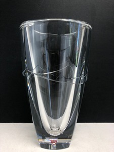 lot 167 image: Large Heavy Signed ORREFORS Crystal Vase