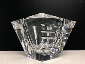 lot 168 image: Heavy Signed ORREFORS Geometric Crystal Bowl