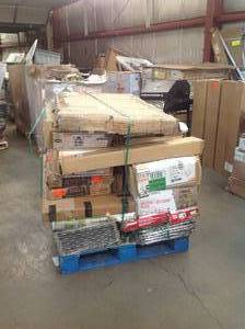 lot 13 image: MIXED PALLET OF ASSORTED HDX & HUSKY RACKS