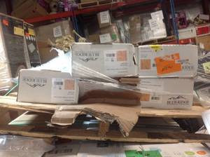 lot 20 image: PALLET WITH 5 CASES OF BLUE RIDGE HARDWOOD FLOORING Red Oak Natural 34 in. Thick x 3 in. Wide x Random Length Solid Hardwood Flooring (18 sq. ft.  case)