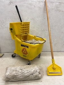 Rubbermaid Mop Bucket With Mop