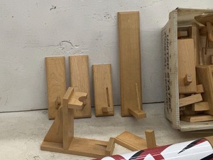 Box Of Wooden Handgun Display Stands, Moving Sale Banner, Rattling Antlers