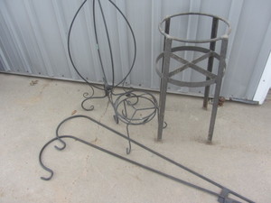 Plant Holders & Hooks