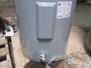 lot 301 image: A.O. Smith Signature 50-Gallon Tall 4500-Watt Double Element Electric Water Heater E6-50H45DV