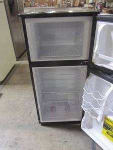 lot 202 image: Magic Chef 4.3 cu. ft. Mini Refrigerator in Stainless Steel HVDR430ST