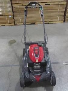 lot 1-703 image: Honda 21 in. Nexite Deck 4-in-1 Select Drive Gas Self Propelled Mower with Blade Stop System HRX217VYA
