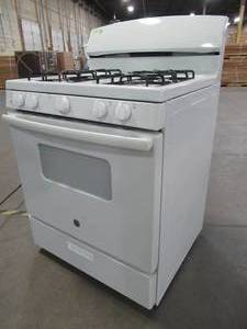 lot 104 image: GE Freestanding 4.8 Manual Cleaning Gas Range (White) ( Actual 30-in) JGBS10DEMWW - Dented LH Side Panel
