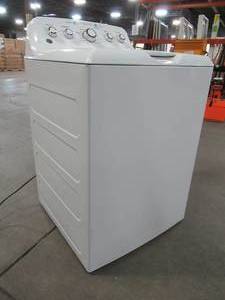 lot 105 image: GE 4.5-cu ft High Efficiency Top-load Washer (White) GTW465ASN1WW