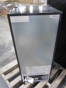 lot 323 image: Frigidaire 4.5-cu ft Freestanding Mini Fridge Freezer Compartment (Black Stainless Steel) FFPS4533UU