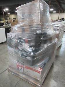 lot 327 image: WHOLESALE MIXED PALLET OF MISCELLANEOUS SMALL HOUSEWARES AND MORE