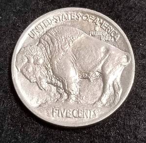 1913 TYPE 1 BUFFALO NICKEL IN HIGH GRADE
