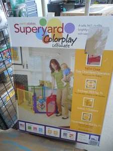 lot 76 image: Toddleroo By North States Superyard Colorplay 6 Panel Freestanding Gate