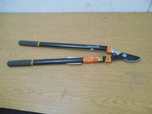 lot 133 image: Fiskars 1-12 in. Cut Capacity Bypass Lopper with Steel Bade and Handle