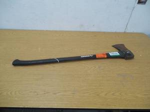 lot 134 image: Husky 3.5 lb. Premium Single Bit Michigan Axe with 34 in. Fiberglass Handle