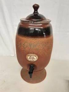 lot 1 image: Southern Cross Pottery Water Purifier