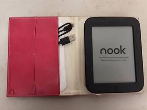lot 16 image: Nook With Charger