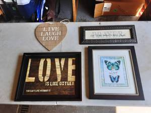 lot 70 image: 3-Framed Pieces & 1-Hanging Wall Decor
