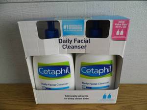 lot 74 image: 2 Pc Cetaphil Cleanser