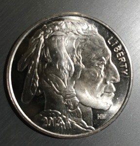 1 Ounce Pure Silver .999 fine - 2013 Buffalo Silver Round