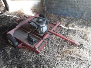 lot 3 image: Pull Behind Brush Mower.  10.5 Hp. Briggs & Straton Rugged Cut 44 Inch Cut.