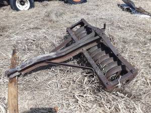 lot 31 image: Vintage OLIVER Cultipacker With Hitch