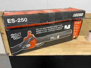 lot 71 image: Echo 165 MPH 391 CFM 25.4 cc Gas 2-Stroke Cycle Leaf Blower Vacuum