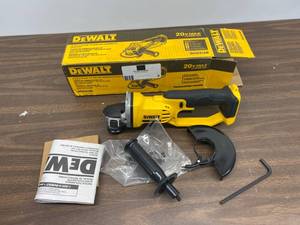 Dewalt 20-Volt MAX Lithium-Ion Cordless 4-12 in. to 5 in. Grinder (Tool Only)