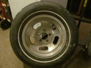 lot 56 image: Wheel and tire