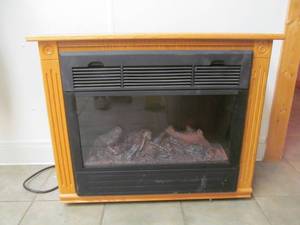 lot 73 image: Electric Fireplace